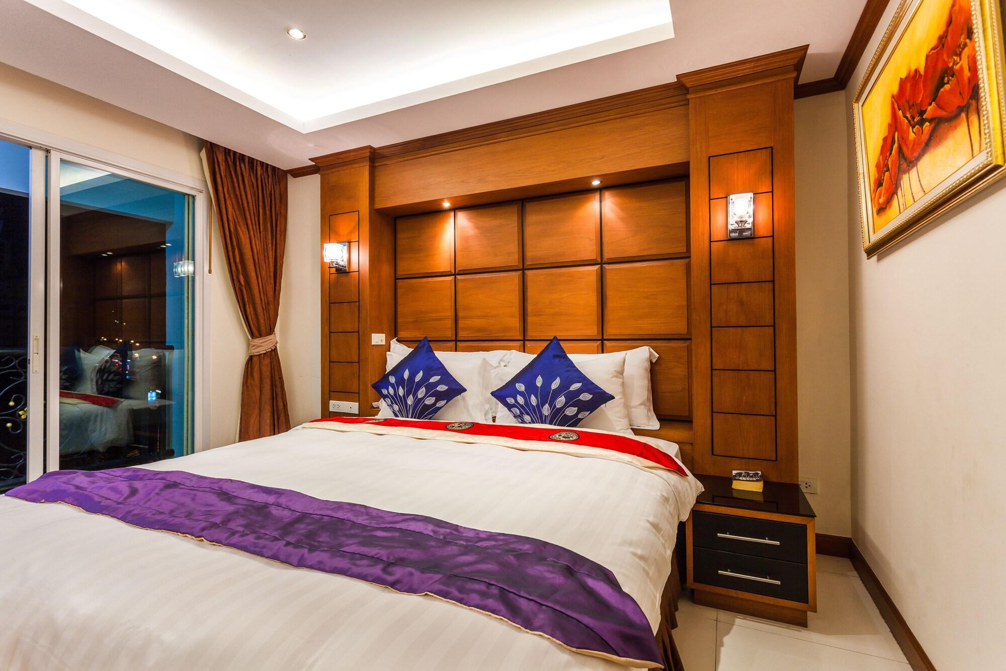 Tara Court Hotel Pattaya Esterno foto