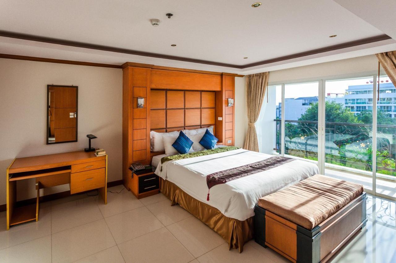 Tara Court Hotel Pattaya Esterno foto
