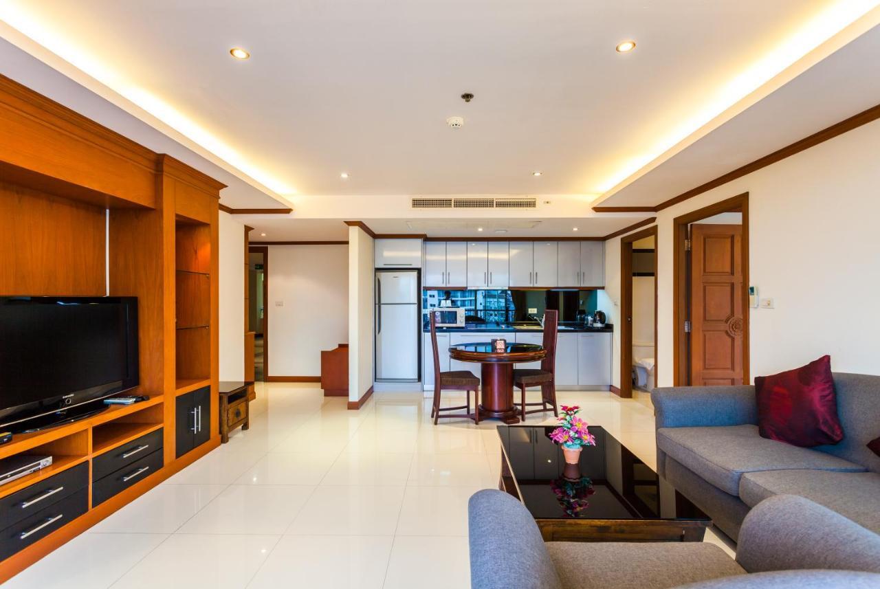 Tara Court Hotel Pattaya Esterno foto