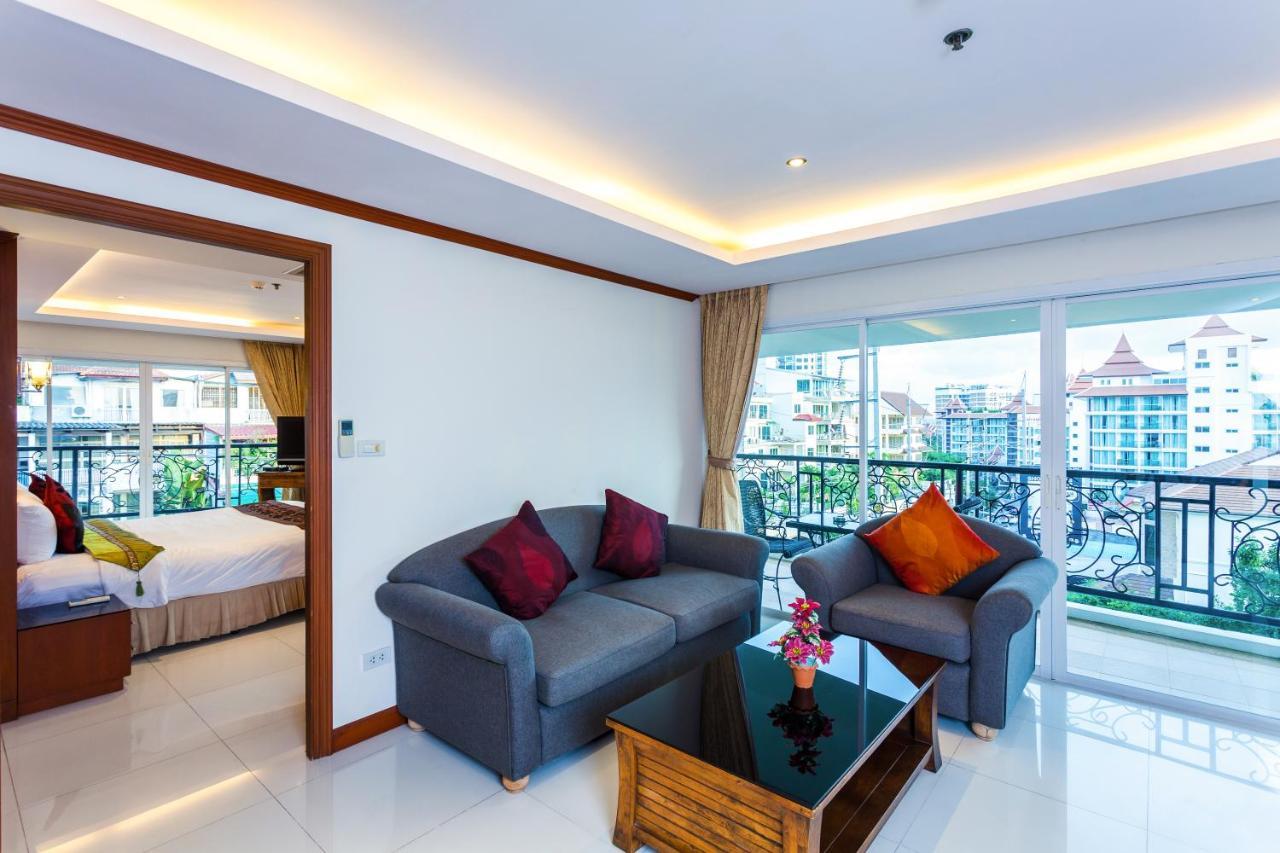 Tara Court Hotel Pattaya Esterno foto