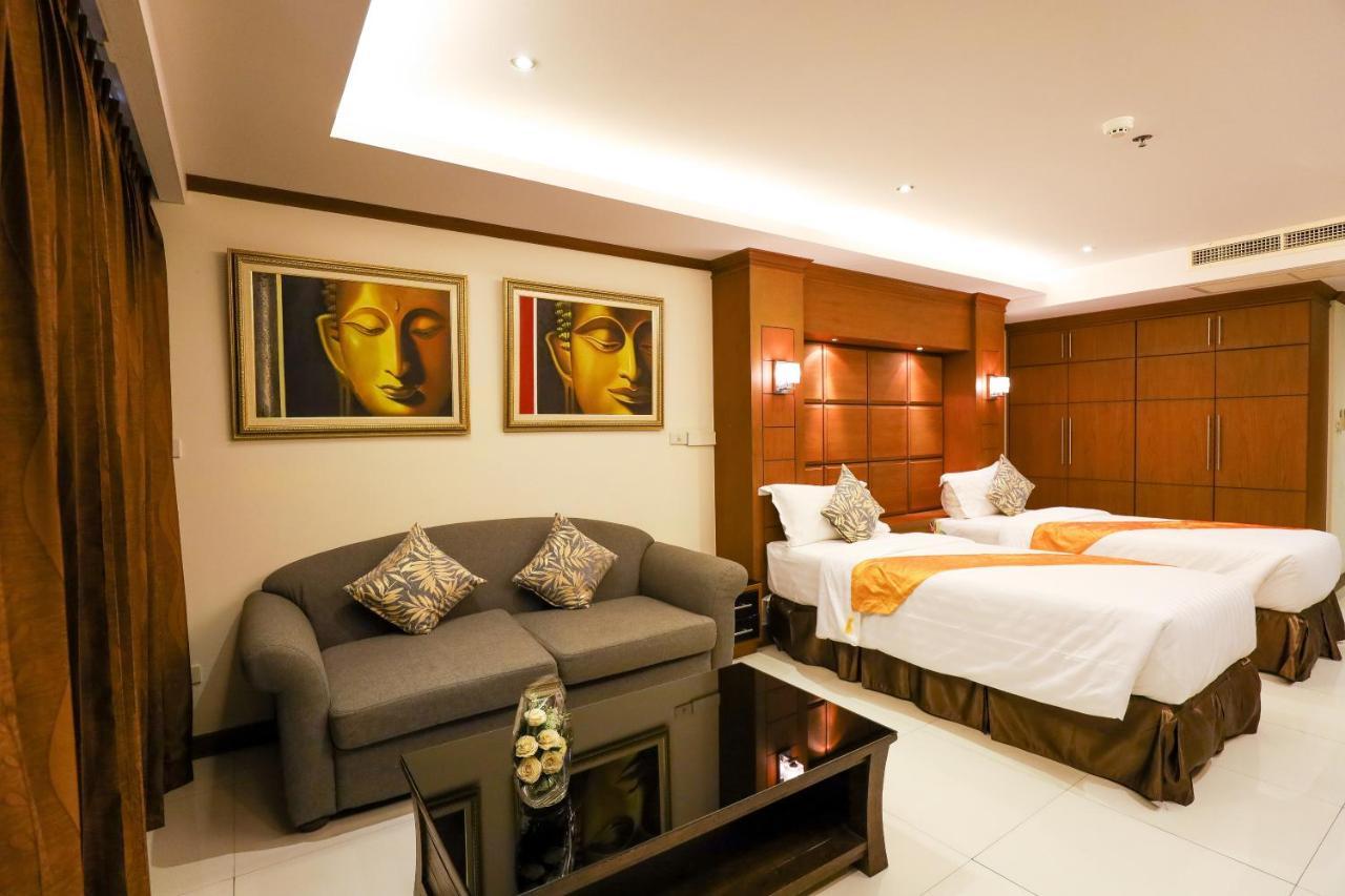 Tara Court Hotel Pattaya Esterno foto