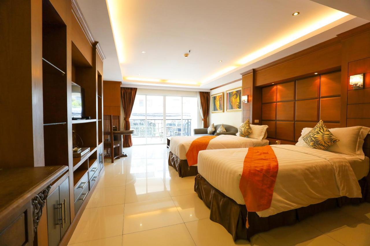 Tara Court Hotel Pattaya Esterno foto