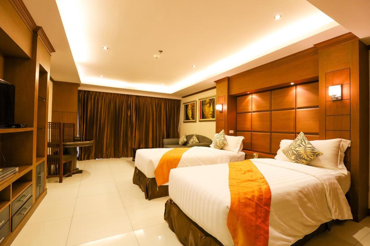 Tara Court Hotel Pattaya Esterno foto