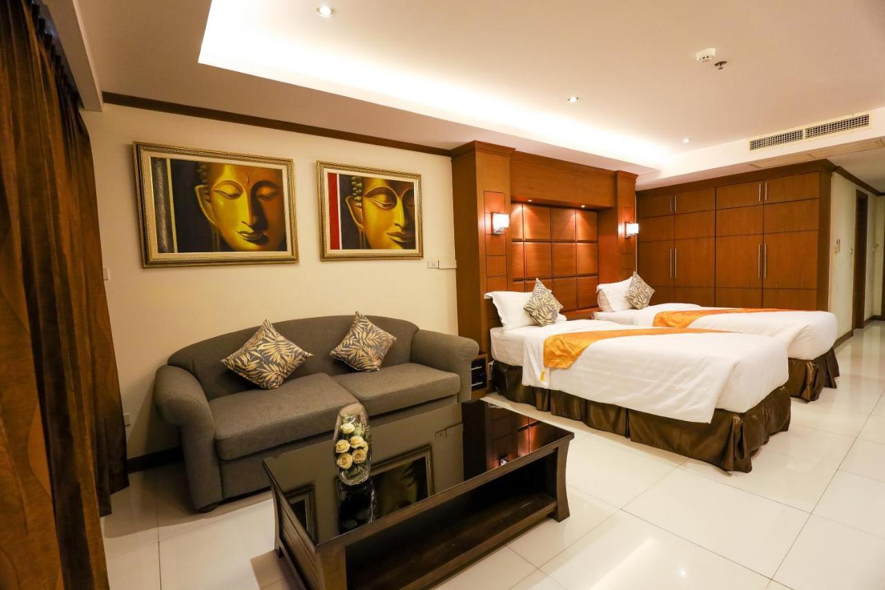 Tara Court Hotel Pattaya Esterno foto