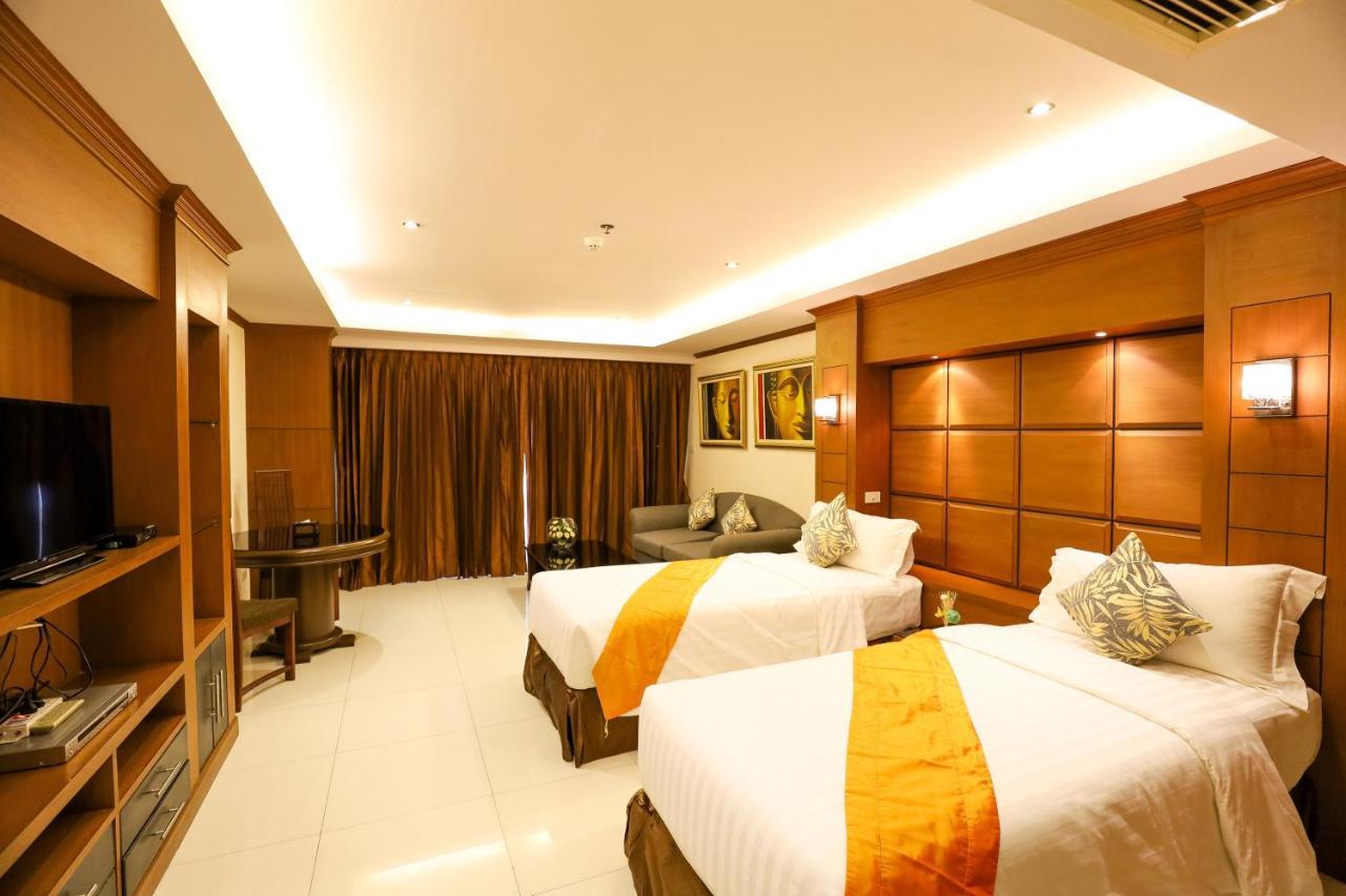 Tara Court Hotel Pattaya Esterno foto
